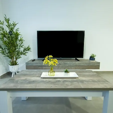 Avanoa - Apolo Iii Apartment *